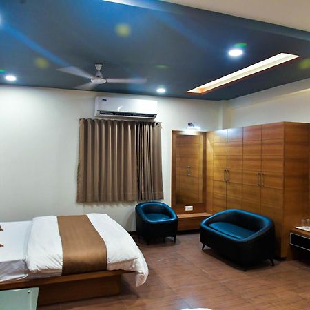 Hotel Ashooka Inn Γκαντχιναγκάρ Εξωτερικό φωτογραφία