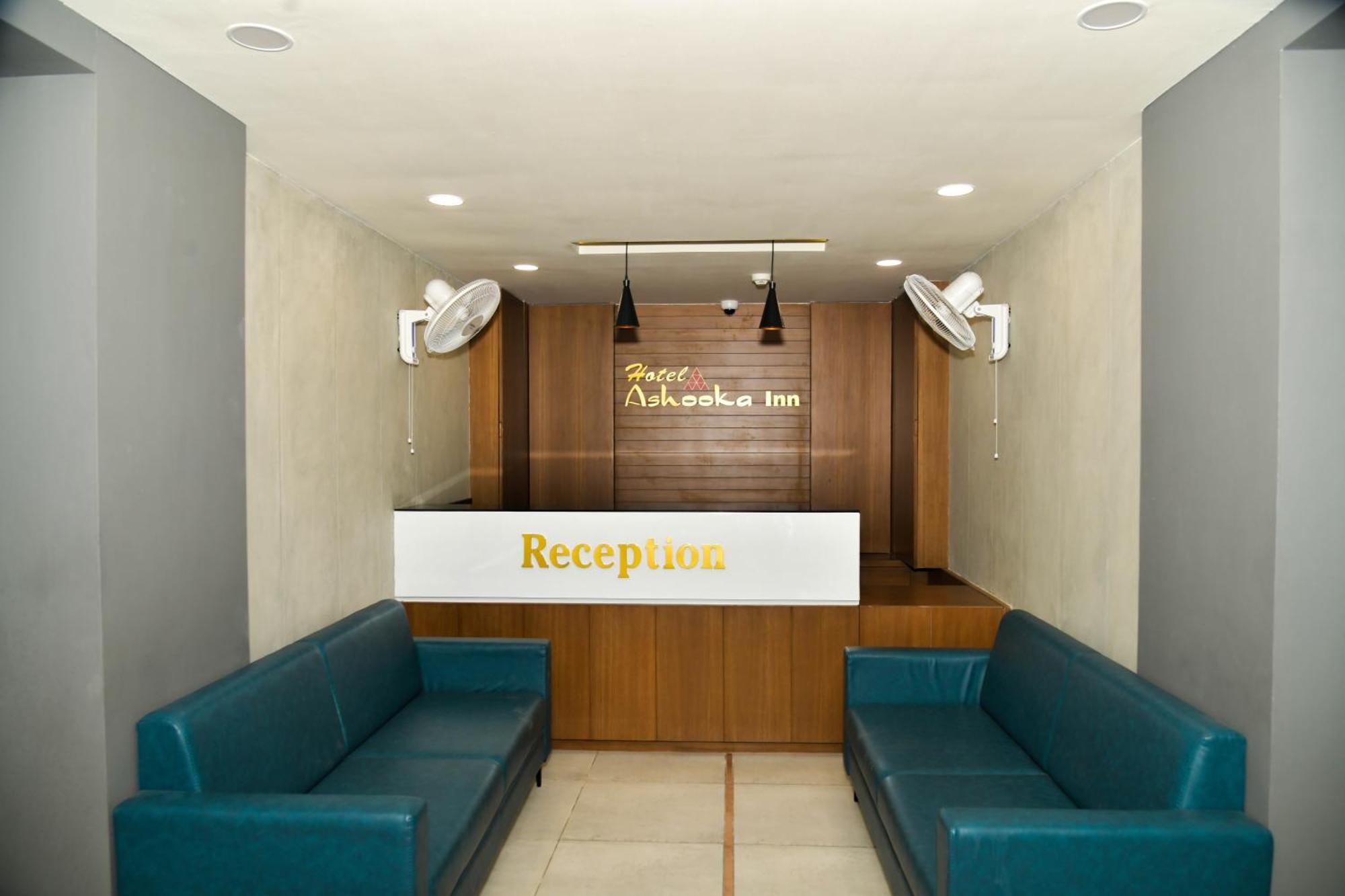 Hotel Ashooka Inn Γκαντχιναγκάρ Εξωτερικό φωτογραφία
