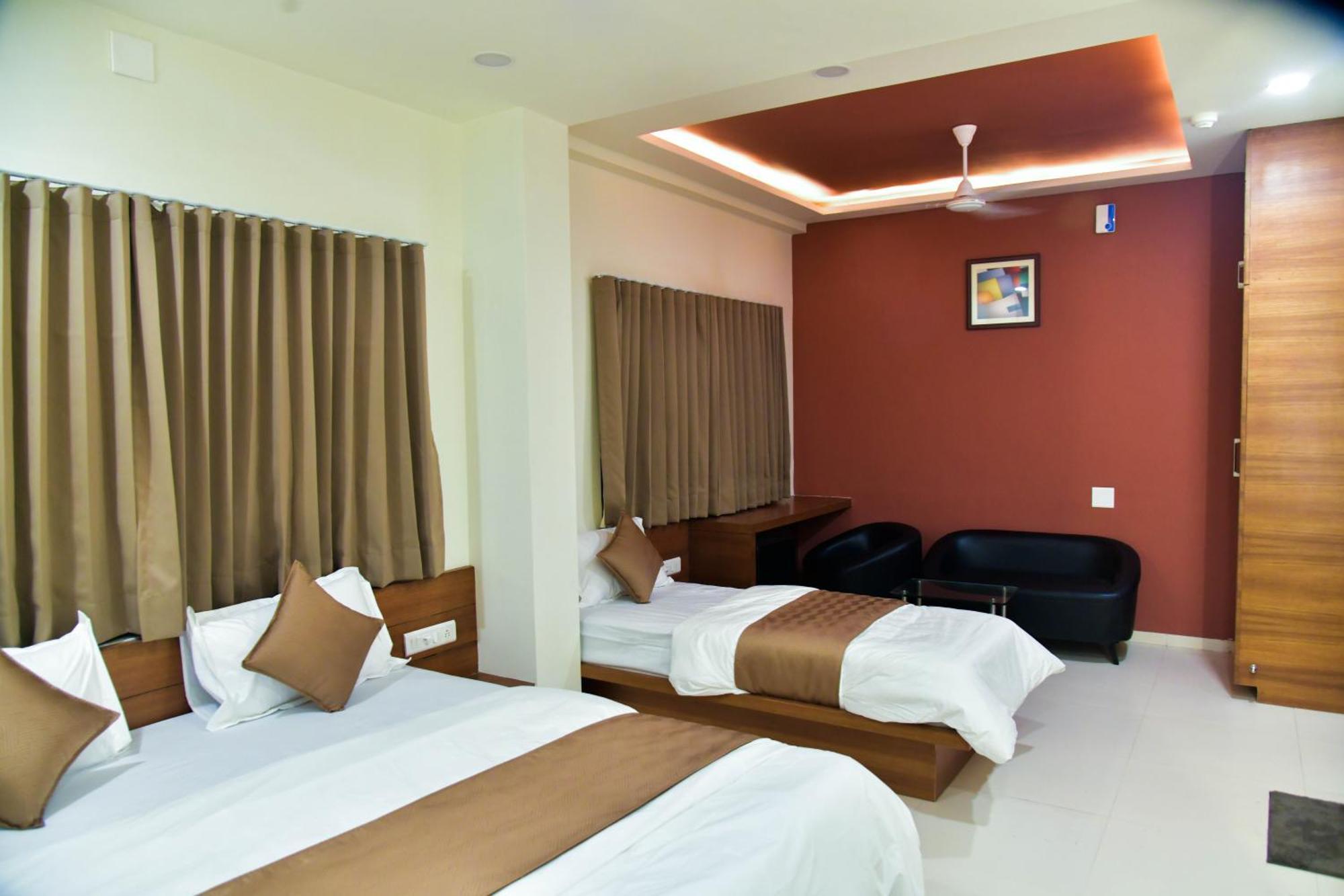 Hotel Ashooka Inn Γκαντχιναγκάρ Εξωτερικό φωτογραφία