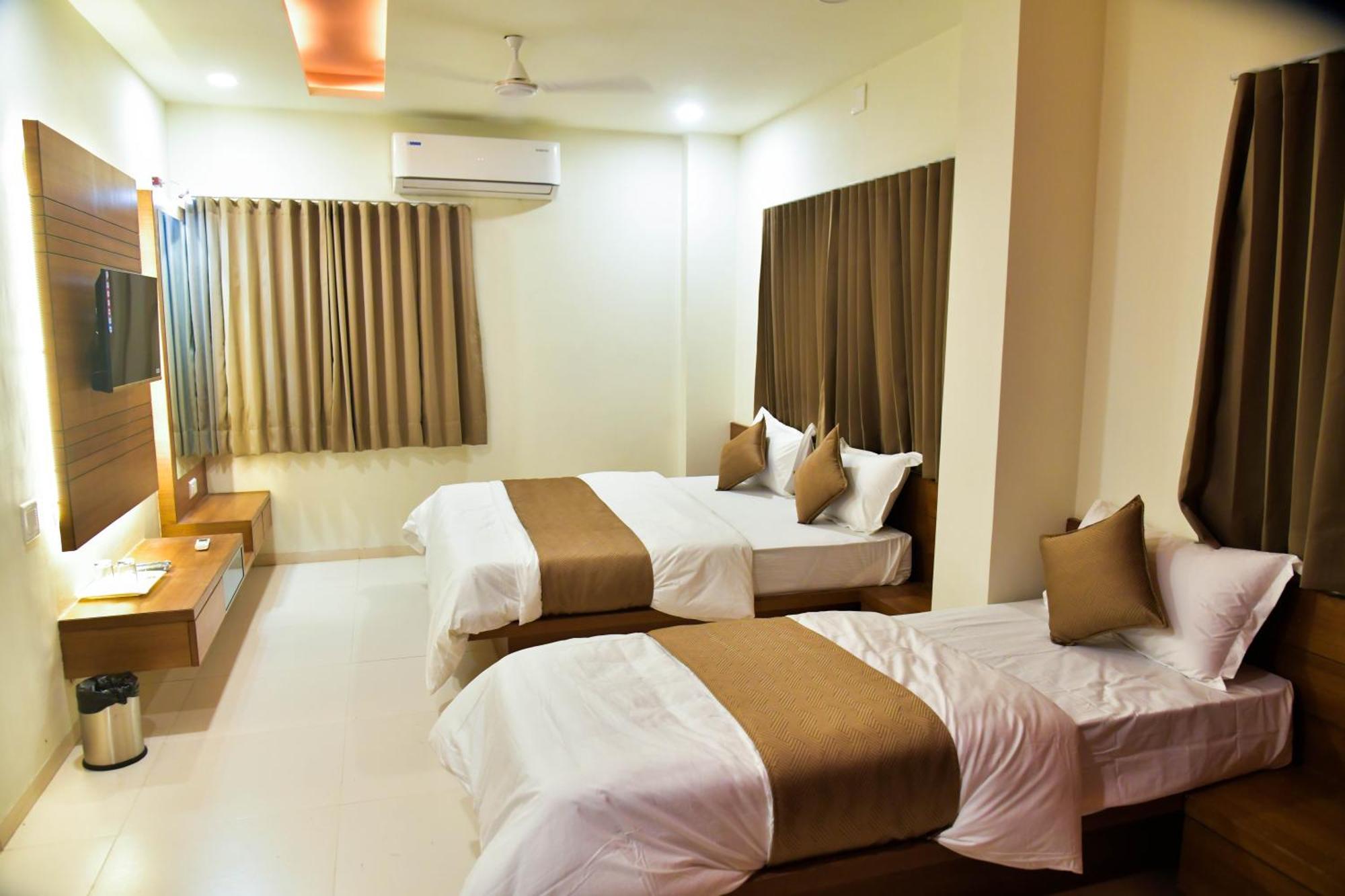 Hotel Ashooka Inn Γκαντχιναγκάρ Εξωτερικό φωτογραφία