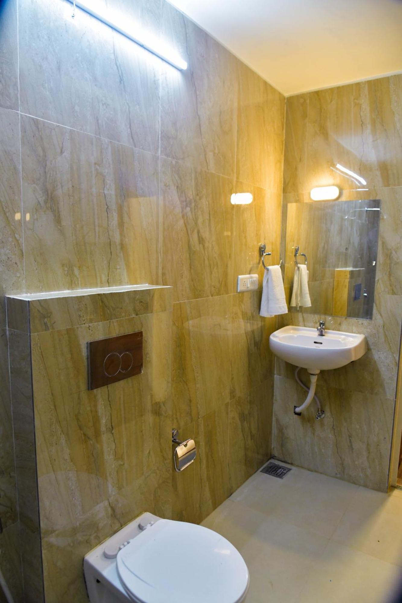 Hotel Ashooka Inn Γκαντχιναγκάρ Εξωτερικό φωτογραφία