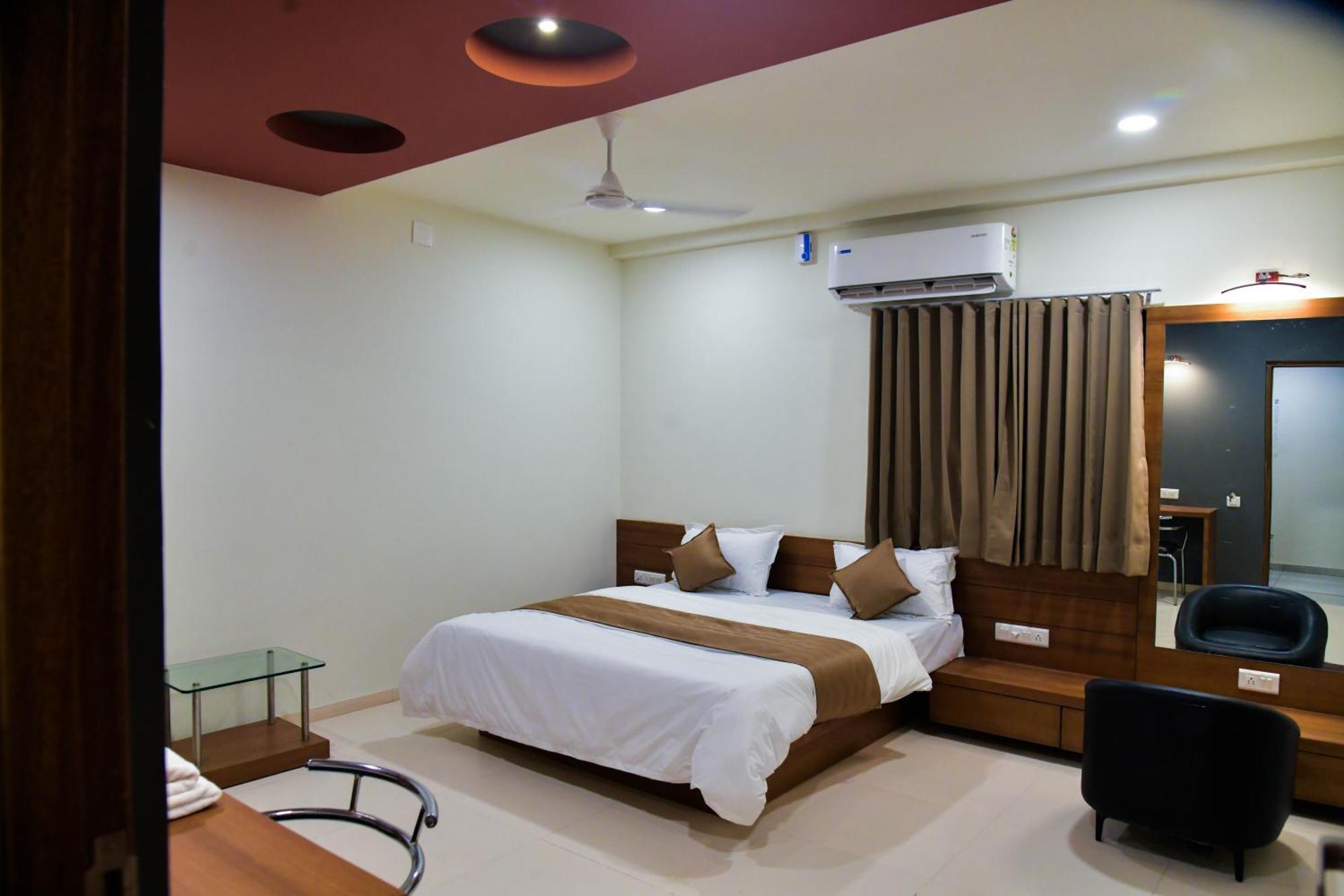 Hotel Ashooka Inn Γκαντχιναγκάρ Εξωτερικό φωτογραφία