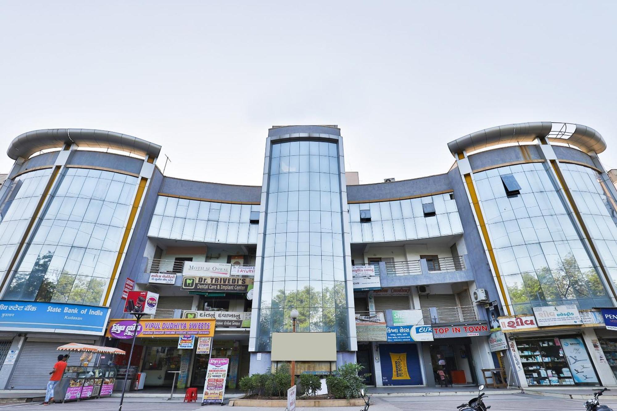 Hotel Ashooka Inn Γκαντχιναγκάρ Εξωτερικό φωτογραφία